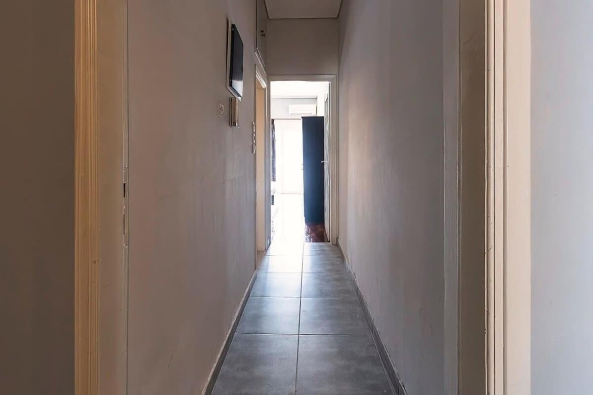 Topfloor Central Apt With Urban Views,3' To Metro Athens Luaran gambar