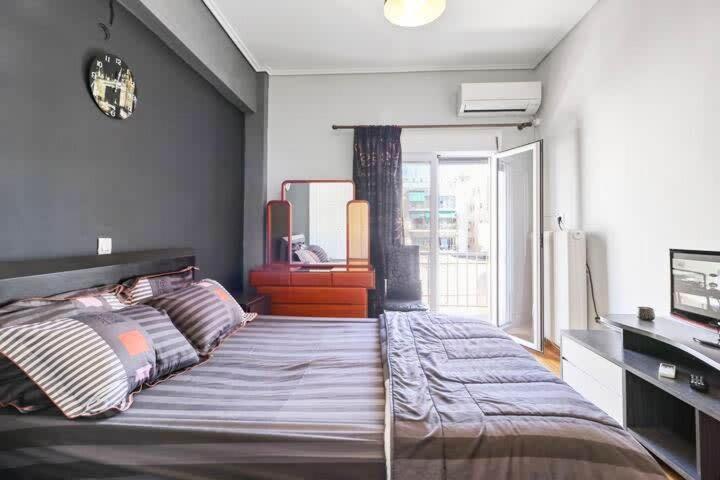 Topfloor Central Apt With Urban Views,3' To Metro Athens Luaran gambar
