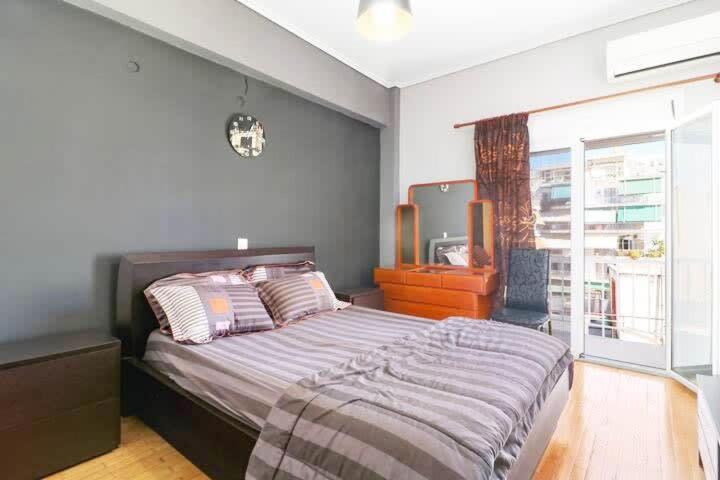Topfloor Central Apt With Urban Views,3' To Metro Athens Luaran gambar
