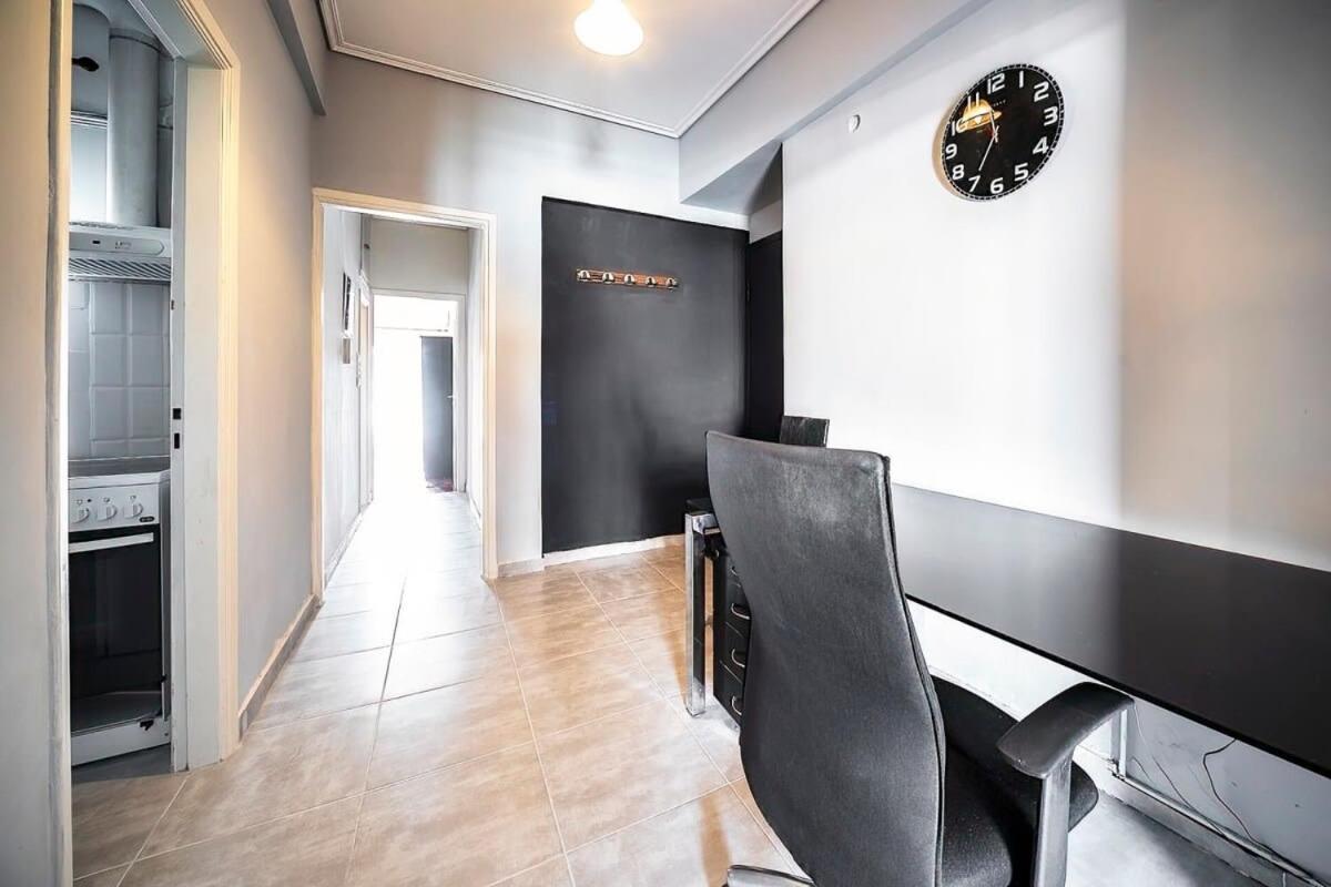 Topfloor Central Apt With Urban Views,3' To Metro Athens Luaran gambar