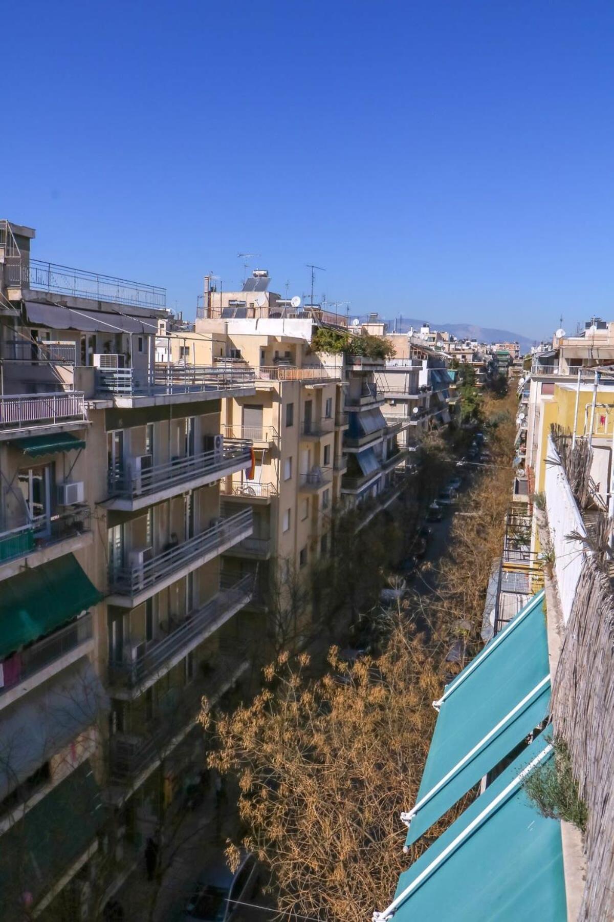 Topfloor Central Apt With Urban Views,3' To Metro Athens Luaran gambar